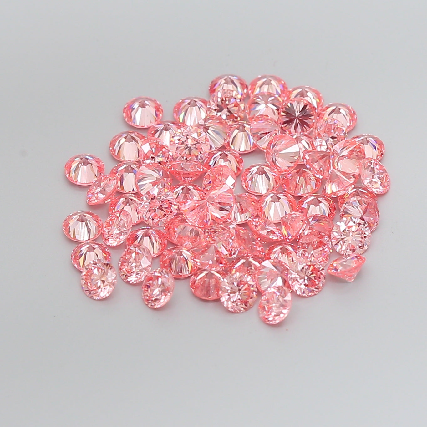 Melee Intense Pink Lab Diamonds - Fantasy Color / VS Clarity