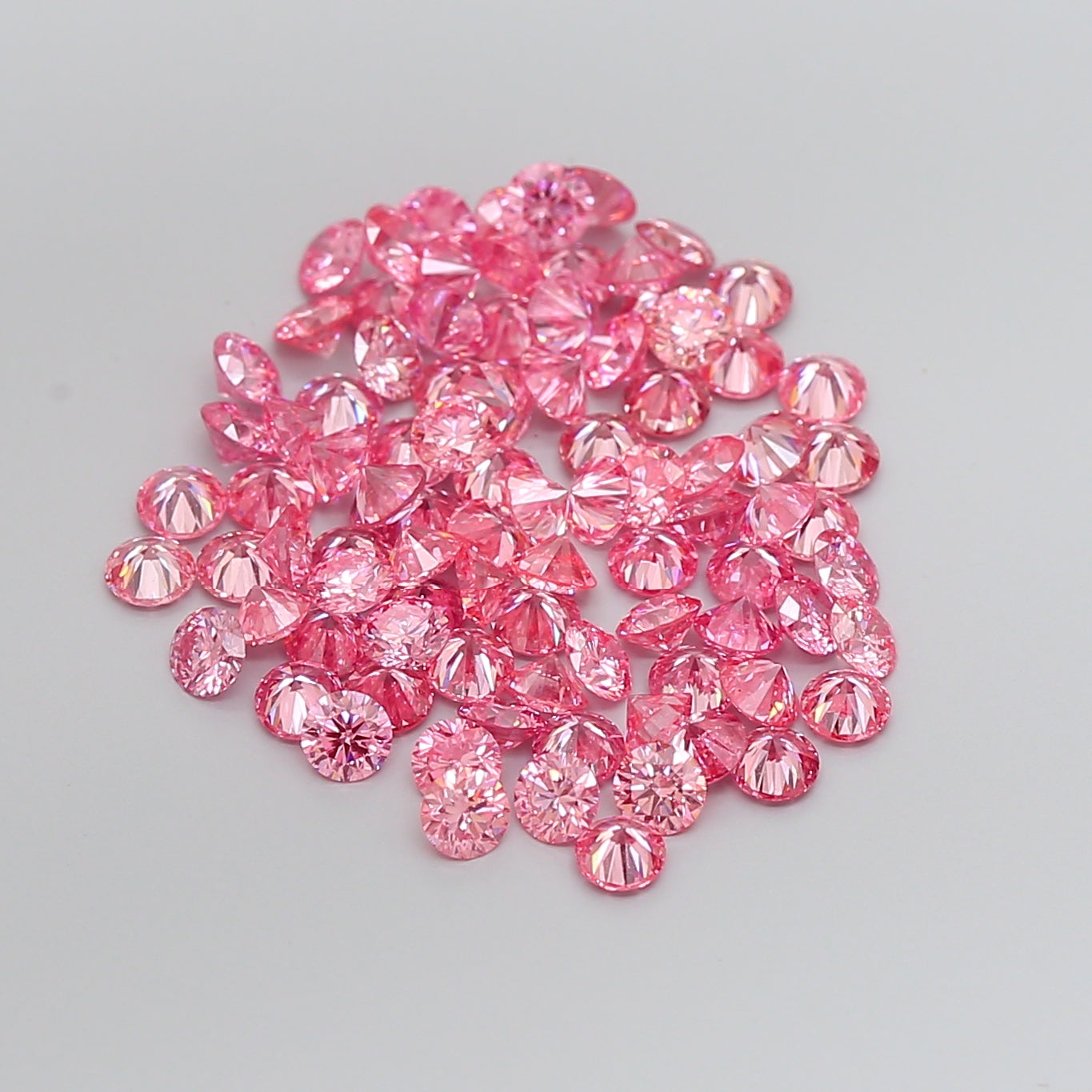 Melee Vivid Pink Lab Diamonds - Fantasy Color / VS Clarity