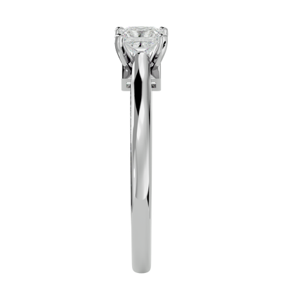 Princess 0.55ct +2 smalls - 3.20 grams