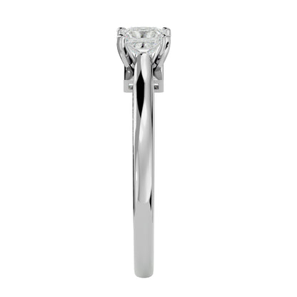 Princess 0.55ct +2 smalls - 3.20 grams