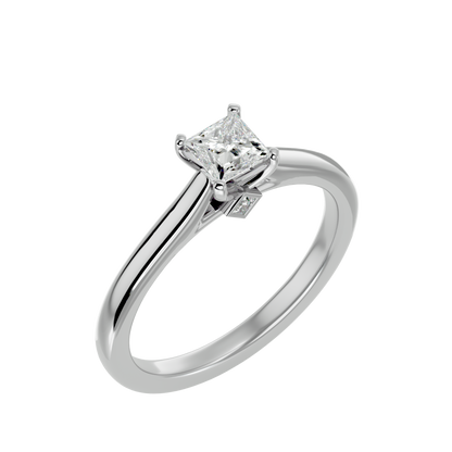 Princess 0.55ct +2 smalls - 3.20 grams